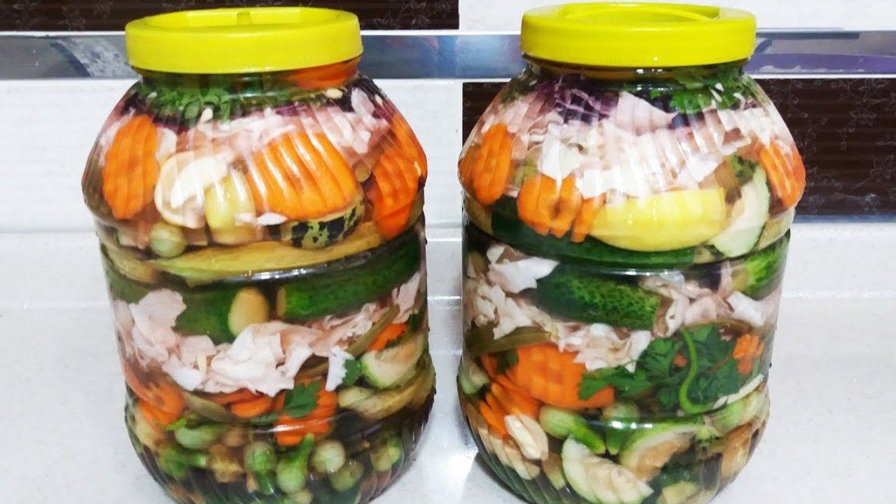 41 yıllık turşucu doğru oranı açıkladı... Yumuşamayan ve asla erimeyen sert turşu için 3-4 adet ekleyin - Sayfa 27