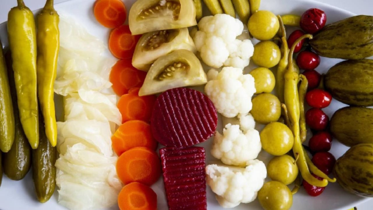 41 yıllık turşucu doğru oranı açıkladı... Yumuşamayan ve asla erimeyen sert turşu için 3-4 adet ekleyin - Sayfa 2