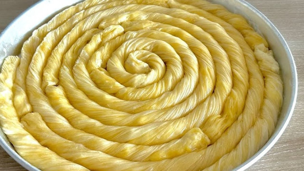 Kastamonu'dan gelen sır... Hamura 1 bardak eklenirse börek asla yumuşamıyor ve çıtır çıtır oluyor! - Sayfa 2