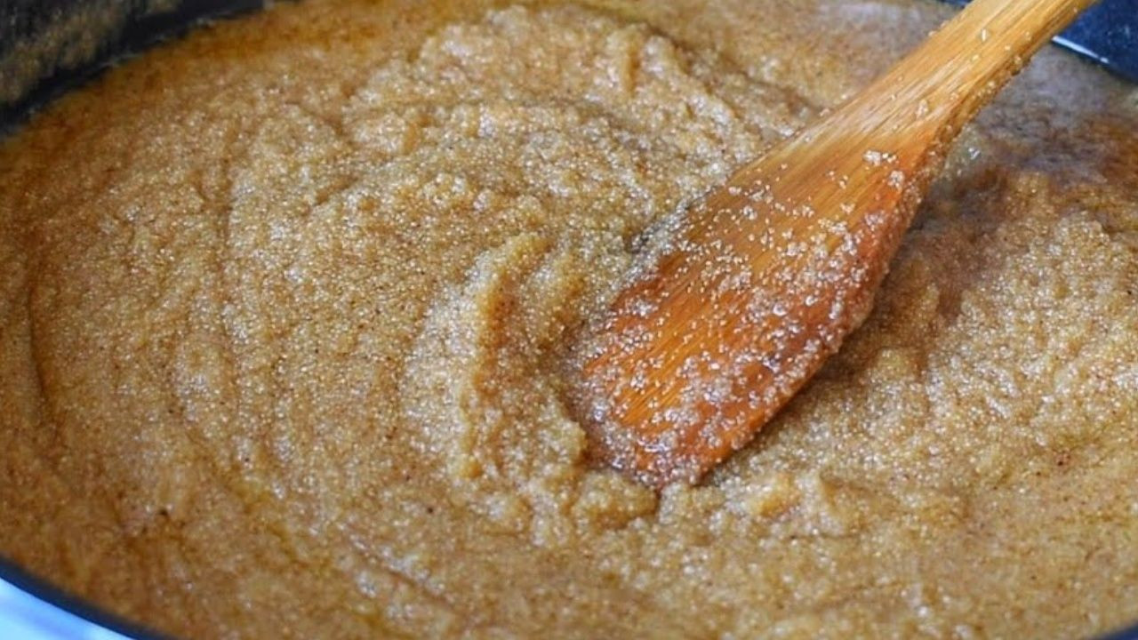 Kıvamı tam tutan irmik helvasının yapılışı; Bu altın oranı tatlıcılar yakalıyor - Sayfa 1