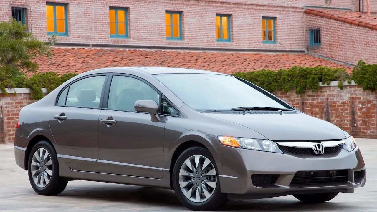 600 bin TL’ye alınabilecek ikinci el otomobiller; Lüks, premium ve spor modeller geliyor. - Sayfa 20