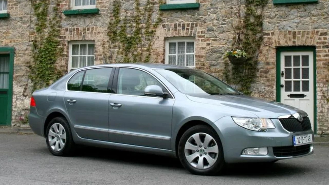 600 bin TL’ye alınabilecek ikinci el otomobiller; Lüks, premium ve spor modeller geliyor. - Sayfa 19