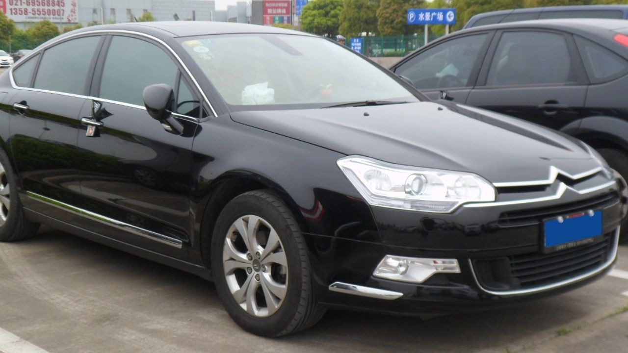 600 bin TL’ye alınabilecek ikinci el otomobiller; Lüks, premium ve spor modeller geliyor. - Sayfa 11