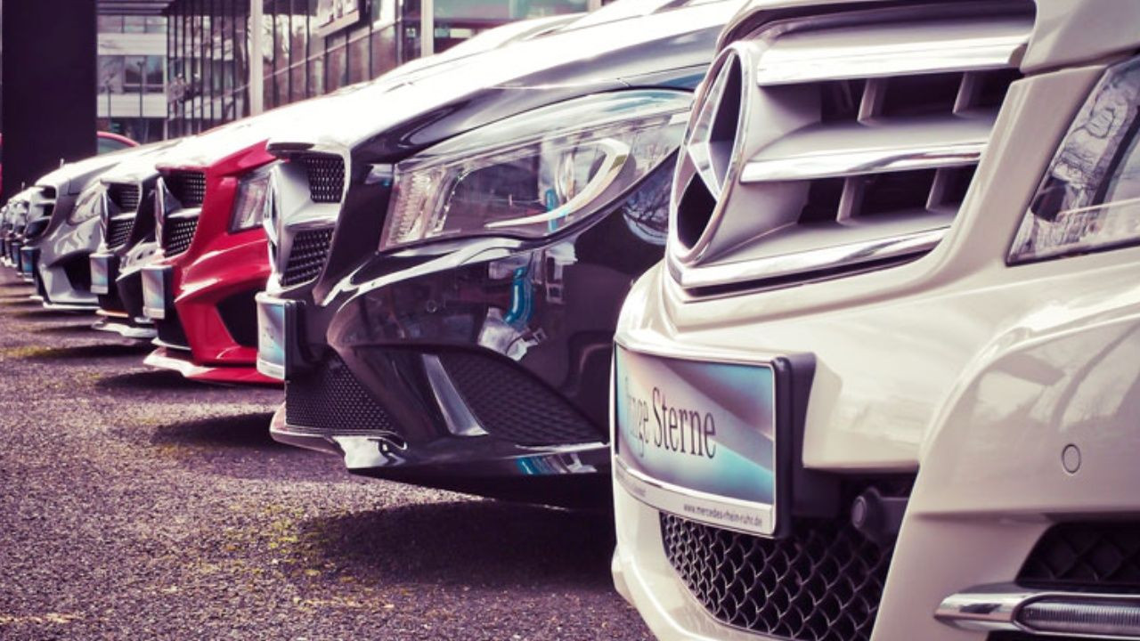 600 bin TL’ye alınabilecek ikinci el otomobiller; Lüks, premium ve spor modeller geliyor. - Sayfa 2