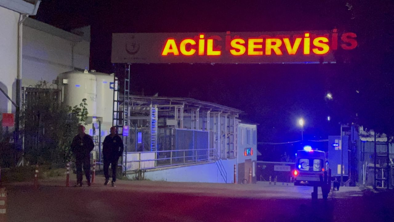 Vardiyada panik! Bartın’da kauçuk fabrikasında gaz sızıntısı: 32 işçi hastanelik oldu - Sayfa 4