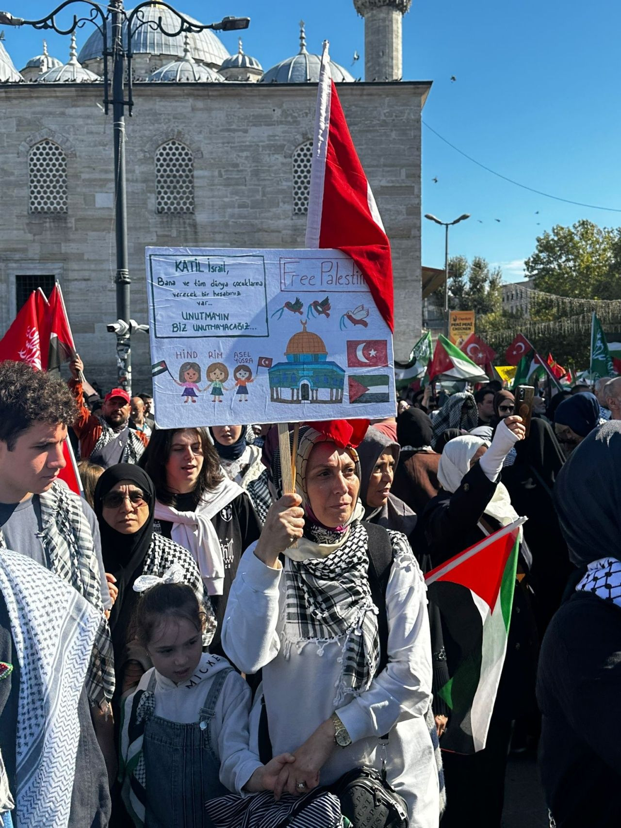 İstanbul büyük protestoya hazır! Büyük Filistin yürüyüşünden fotoğraflar - Sayfa 11