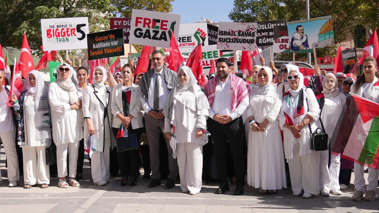 Binlerce kadın, Gazze’nin çığlığına ses oldu! Üsküdar’dan Harem’e uzanan “sessiz zincir” - Sayfa 8