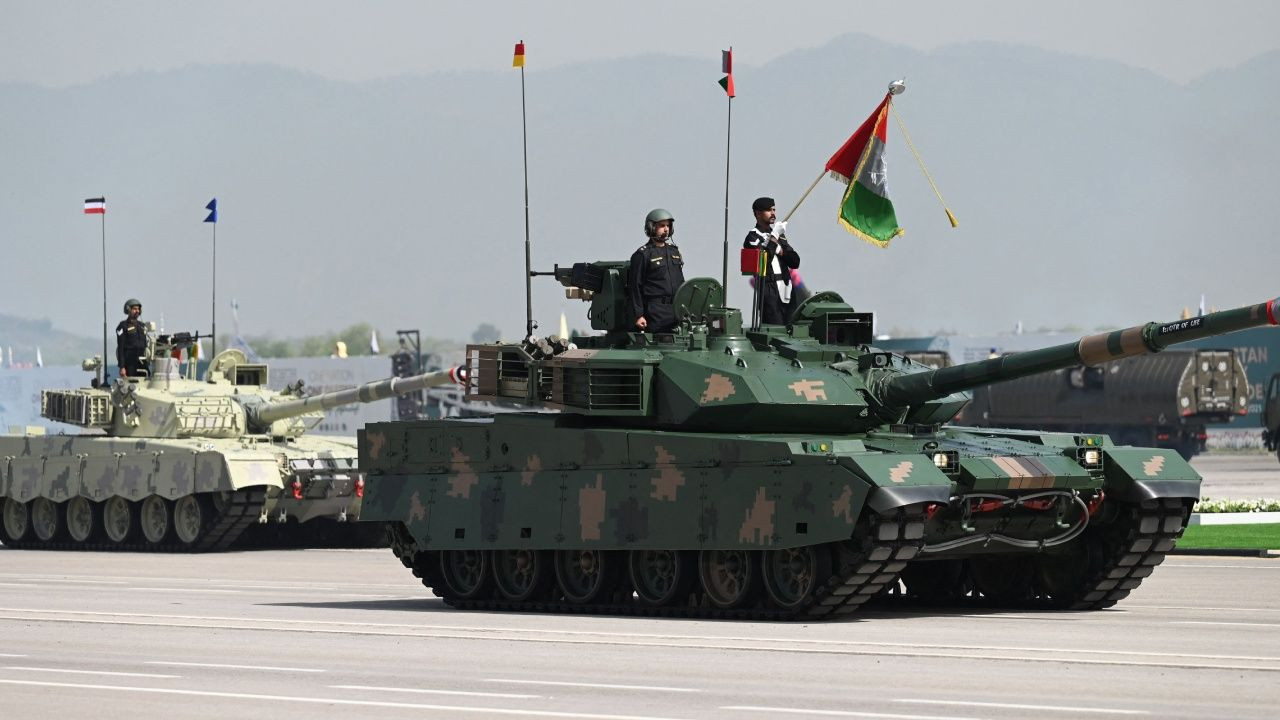 En çok tanka sahip olan 20 ülke açıklandı. Türkiye’nin sırasını gören şaşırıyor - Sayfa 17