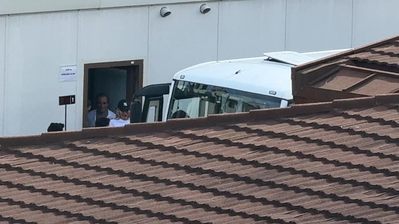 Uyuşturucu soruşturması! İşlemleri tamamlanan ünlüler Adli Tıp Kurumu'ndan ayrıldı - Sayfa 13