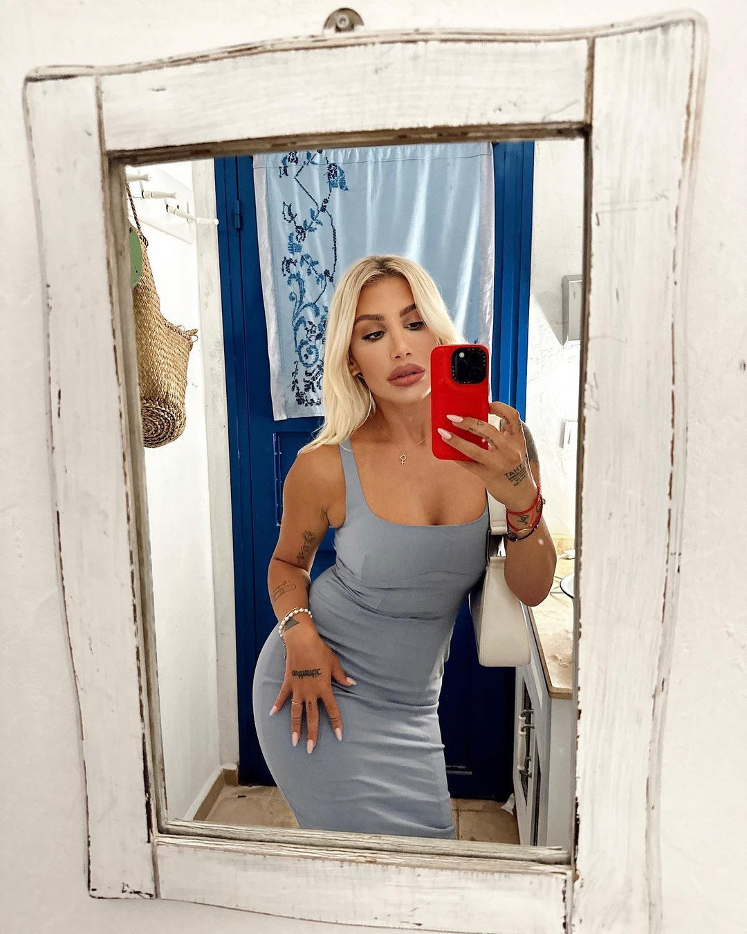 İstanbul'da ünlü isimlere uyuşturucu soruşturması! Gözaltına alındılar: Dilan Polat, Hadise, Simge Sağın, İrem Derici, Feyza Altun... - Sayfa 28