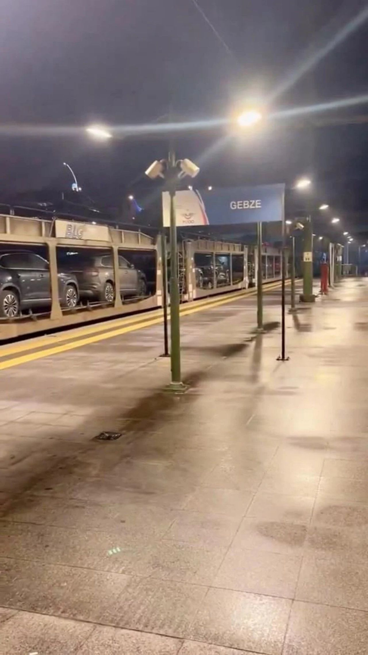 Togg Avrupa yolunda! Vagonlar dolusu yerli otomobil Almanya’ya gidiyor - Sayfa 1