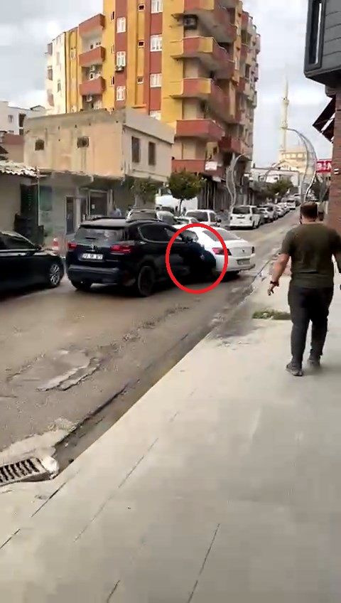 Cipinin içinden dehşet saçtı! tartıştığı kişinin ayaklarını ezdi, apar topar kaçtı - Sayfa 2