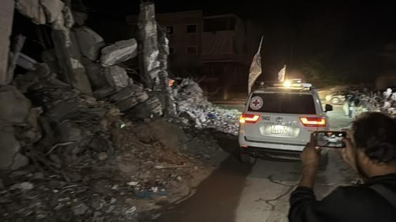 İsrail açıkladı! Hamas sözünü tuttu! İsraillilerin cesetleri teslim edildi! - Sayfa 1