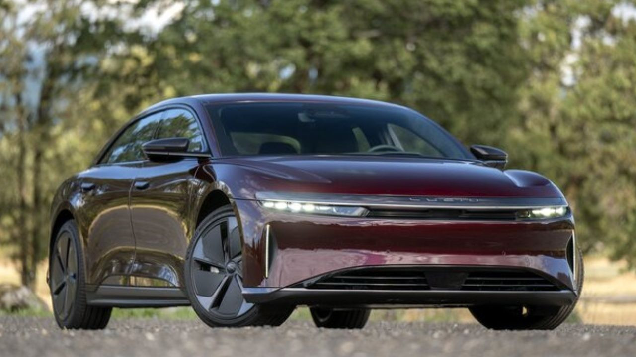 En uzun menzile sahip 10 elektrikli otomobil! Liste başı ne BYD ne de Tesla oldu - Sayfa 5