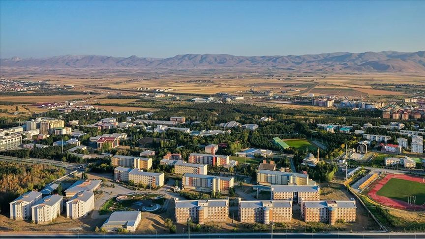 Türkiye’nin en iyi 30 hukuk fakültesi. Zirvede ne Koç ne de Boğaziçi Üniversitesi var - Sayfa 8