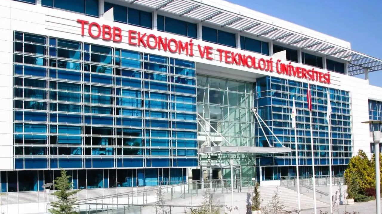 Türkiye’nin en iyi 30 hukuk fakültesi. Zirvede ne Koç ne de Boğaziçi Üniversitesi var - Sayfa 25