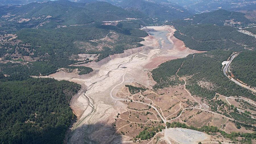 Bursa susuz kaldı! Yüzde sıfır dolulukla kurudu: Nilüfer ve Doğancı Barajları boşaldı - Sayfa 4