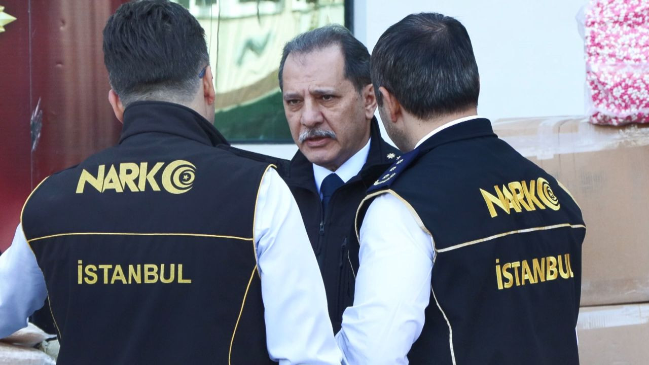 Türk polisinden zehir tacirlerine nefes kesen operasyon: 443 kilo uyuşturucu yakalandı! - Sayfa 4