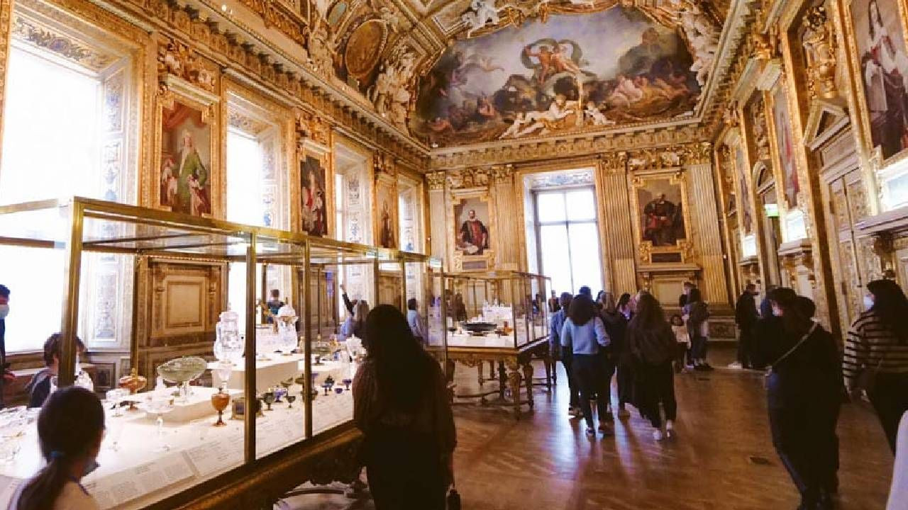 7 dakika içinde soymuşlardı! Louvre Müzesi soygununda çalınan eserlerin bedeli belli oldu: 88 milyon euro - Sayfa 4