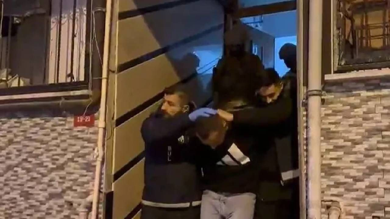 Daltonlar çetesi izlenimleri... Silahlı gençler mahalleleri terörize ediyor: Kim bunlar? - Sayfa 1