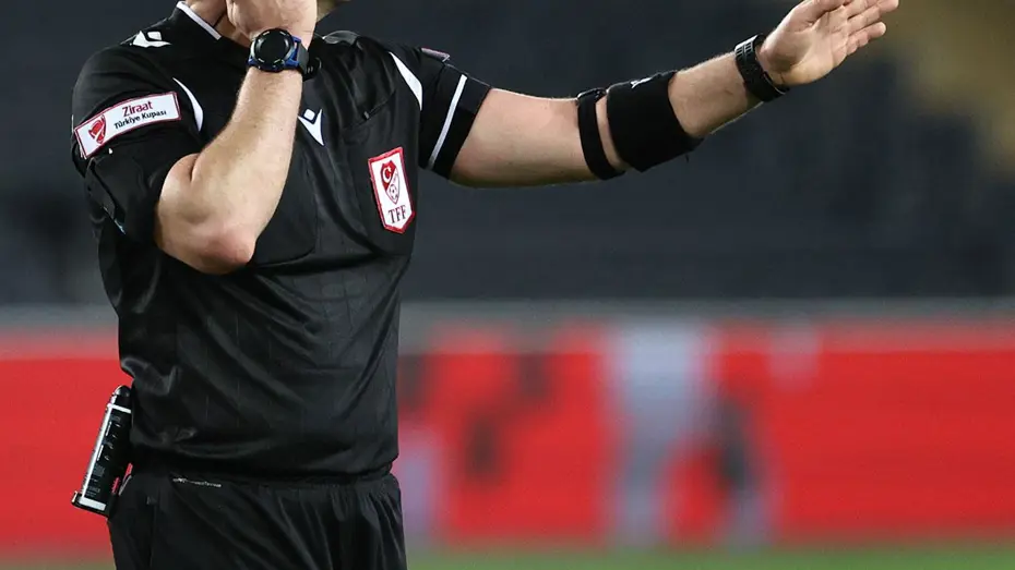Türk futbolunda bahis depremi! Üst klasman hakemler arasında Süper Lig'de görev alan 22 hakem var! - Sayfa 5
