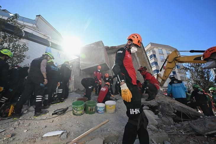 Kocaeli'de kabus günü! Yıkılma anına şahitlik eden mahalle sakini dehşet anlarını anlattı - Sayfa 2