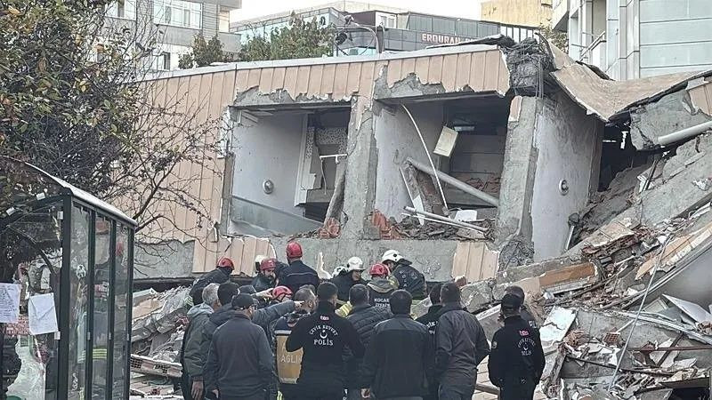 Binanın alt katında eczane vardı! Gebze'deki 6 katlı binanın yıkılmadan önceki görüntüsü ortaya çıktı - Sayfa 3