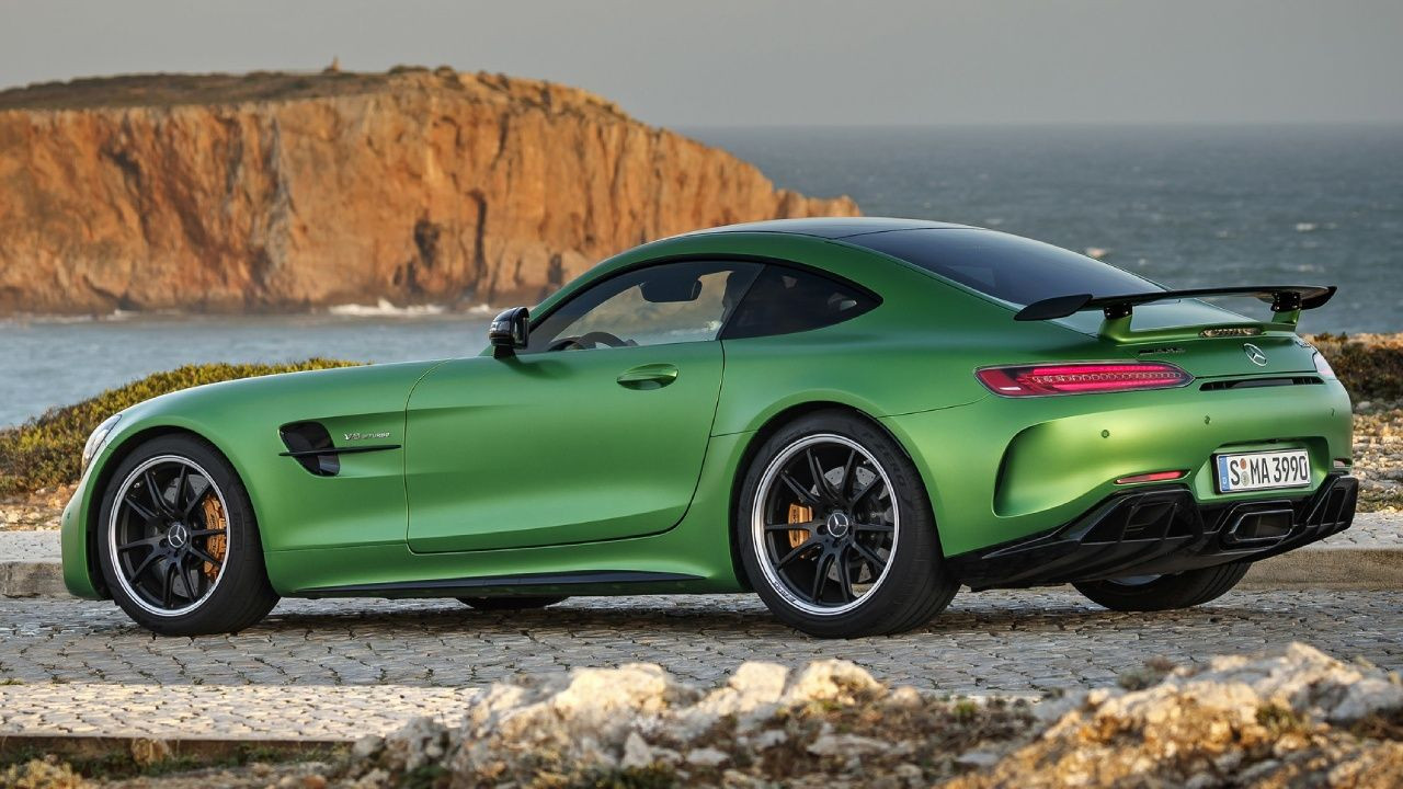 Gelmiş geçmiş en iyi yol tutuşa sahip 20 otomobil! Bu iş için referans oluyorlar - Sayfa 8