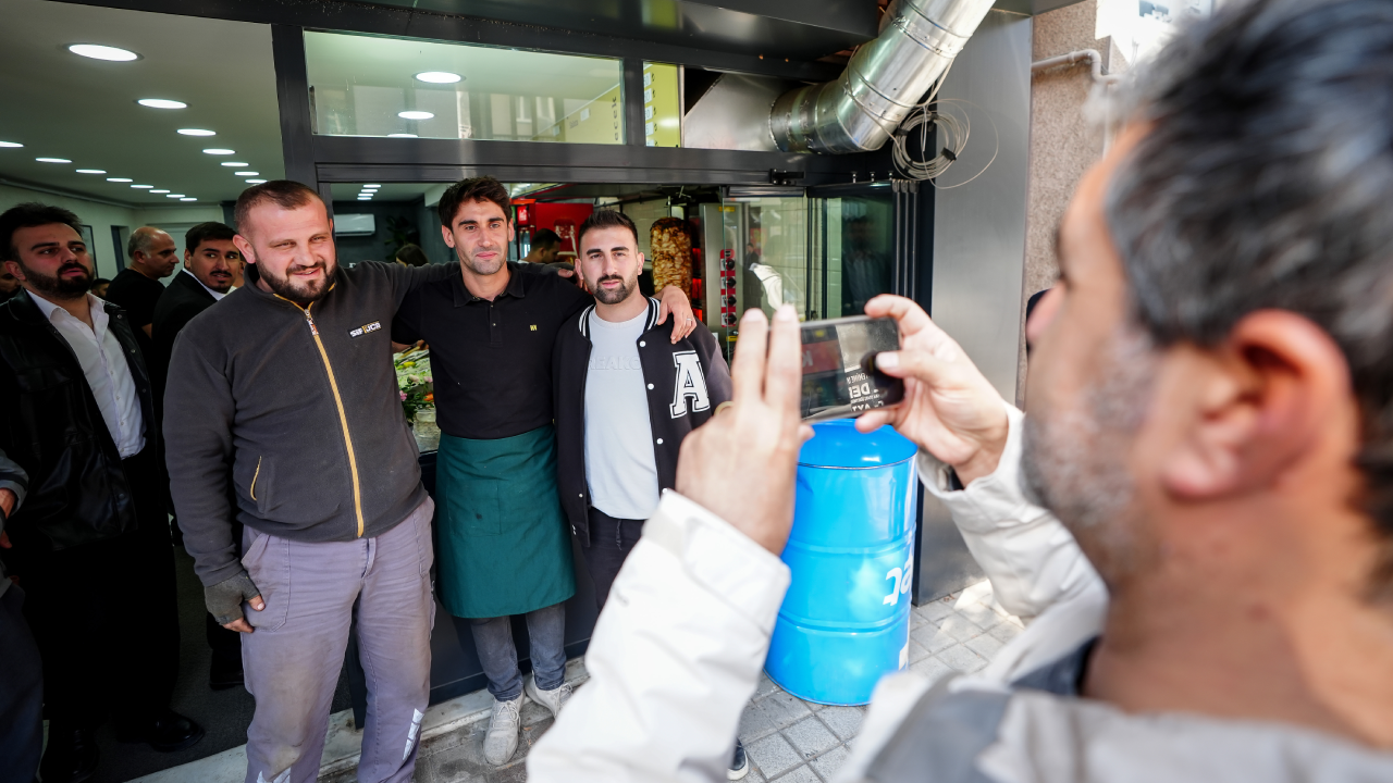 Futbolu bıraktı dönerci oldu! Şampiyonlar Ligi'nde forma giymişti... Şimdiki hayatı herkesi şaşırttı - Sayfa 4