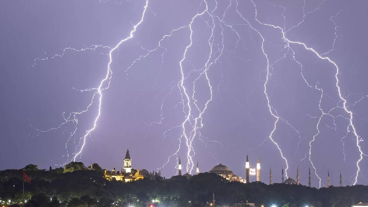 Meteoroloji’den İstanbul dahil 6 ile sağanak alarmı! Fırtına, şimşek ve pus geliyor - Sayfa 6