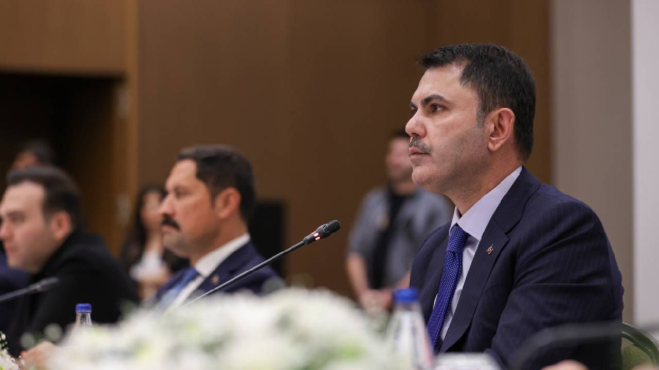 Yerli ve yabancı gazetecileri ağırlayan Murat Kurum'dan CHP'ye sert eleştiri: 'Maketini bile yapamazlar' - Sayfa 1