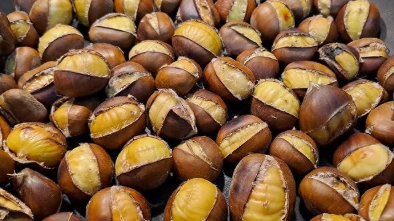 Kestane kabuğunun kalıp gibi çıkmasını sağlıyor; Taksimli seyyar satıcıların uyguladığı teknik - Sayfa 1