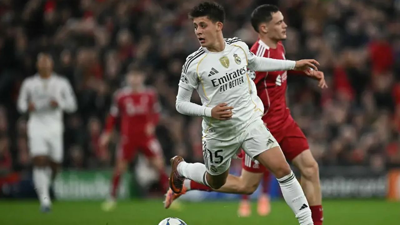 Arda Güler'e yapılan hareket maçın önüne geçti! Real Madrid taraftarı sosyal medyayı ayağa kaldırdı - Sayfa 6