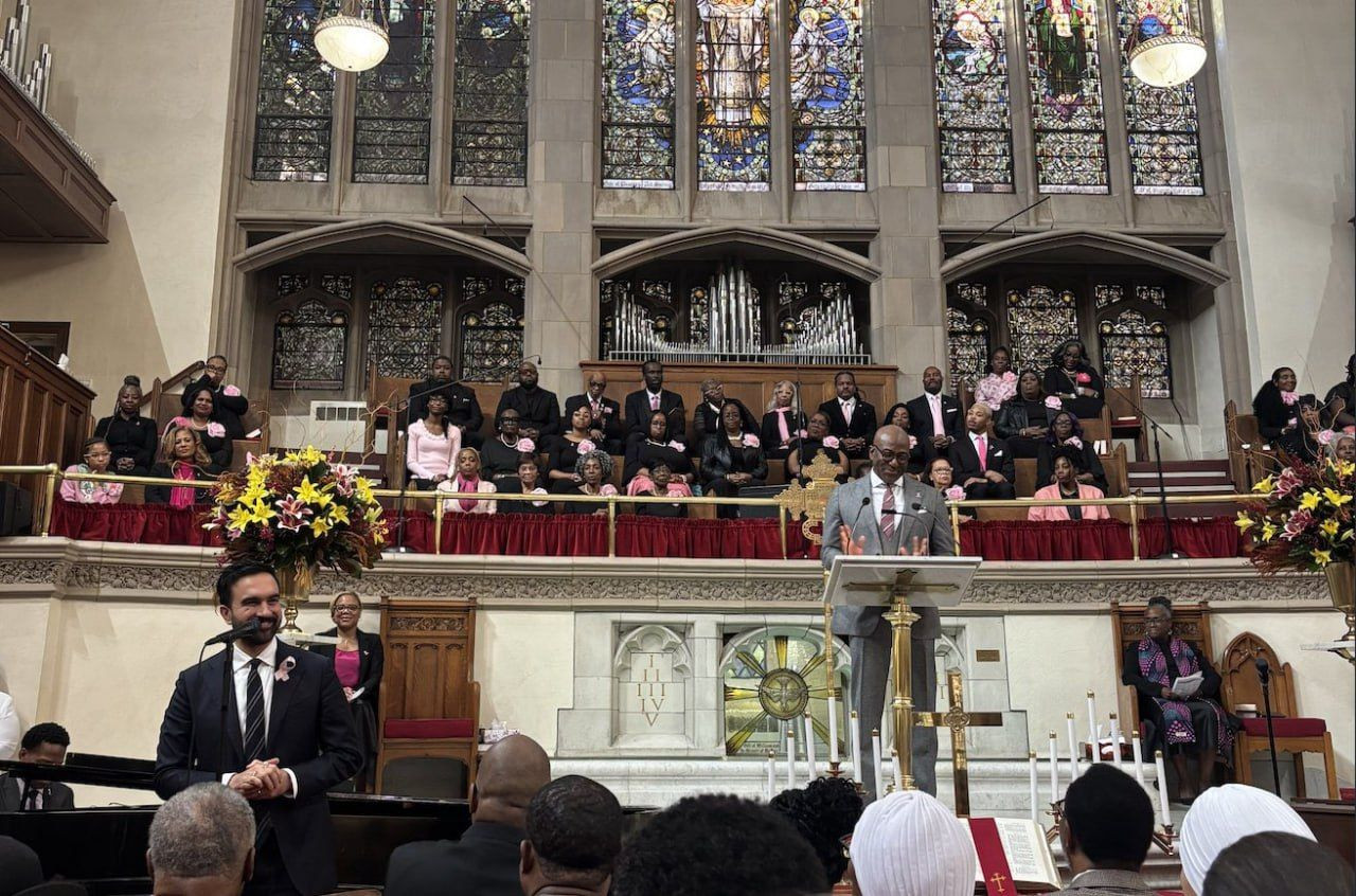 Filistin yanlısı, halkçı ve cesur: New York’un yeni Müslüman Belediye Başkanı Zohran Mamdani kimdir? Son 1 haftada cuma namazına gitti, şabat yemeğine katıldı, kilise ayininde konuştu ve gay barda DJ'lik yaptı - Sayfa 4