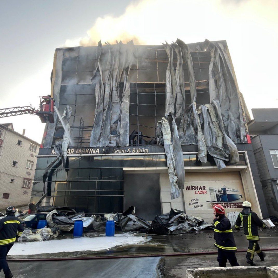 6 işçi yanarak can verdi, patron firari! Kocaeli Dilovası'nda parfüm fabrikasındaki yangında ölenlerin kimlikleri belli oldu! Faciadan kaçış anı kamerada... - Sayfa 5