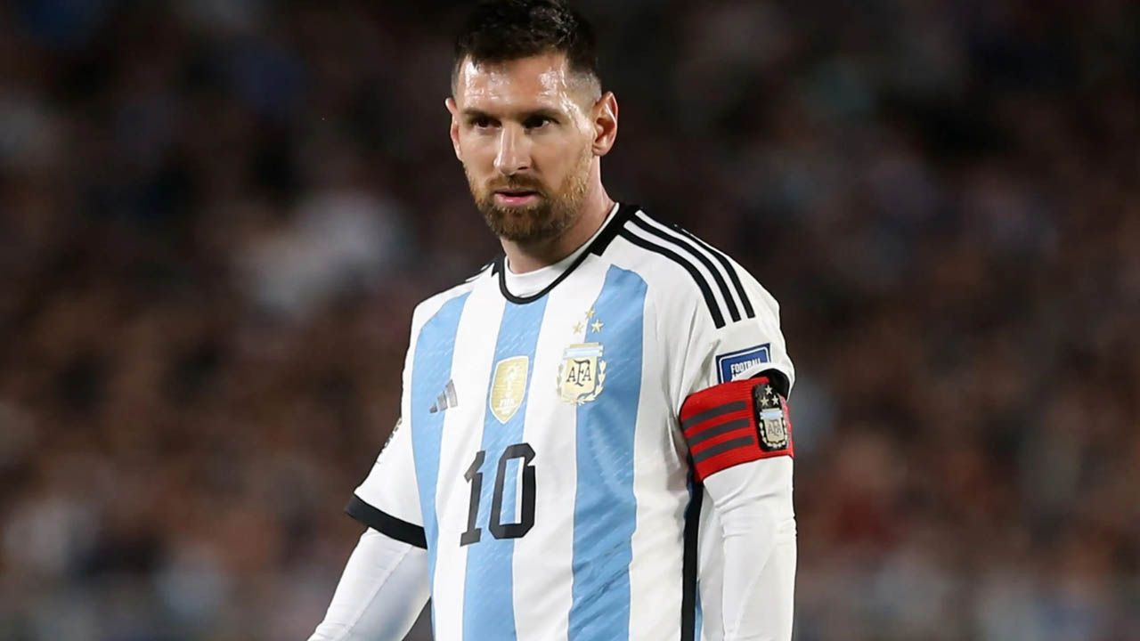 Lionel Messi Galatasaray'a geliyor! Türk futbol tarihine geçecek transfer için operasyon başladı: Taraftarlar havalara uçtu - Sayfa 11