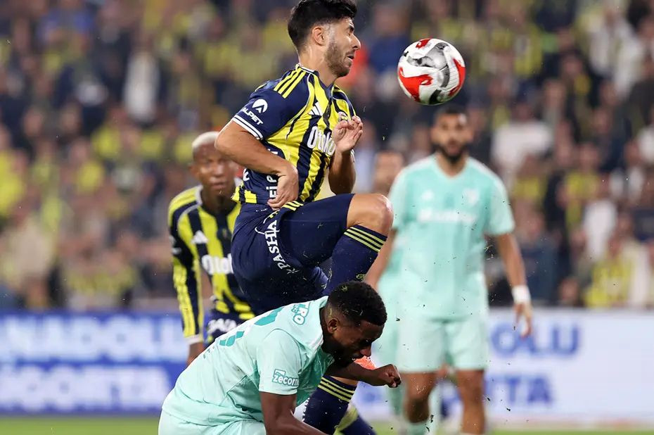 Marco Asensio'nun kırmızı kart görmesi gerekiyor muydu? Hakem yorumcuları ikiye bölündü: "Tartışmam bile!" - Sayfa 1