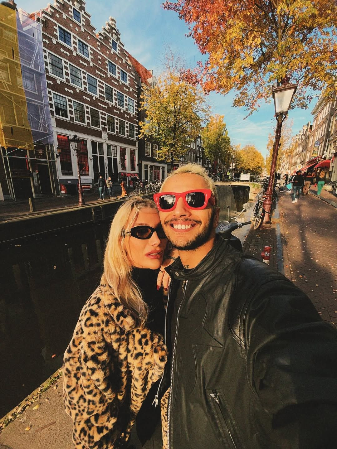 İrem Derici sevgilisinden ayrıldı mı? 'Ayağımın altına çakmak yaktı' deyip fotoğrafını paylaştı - Sayfa 9