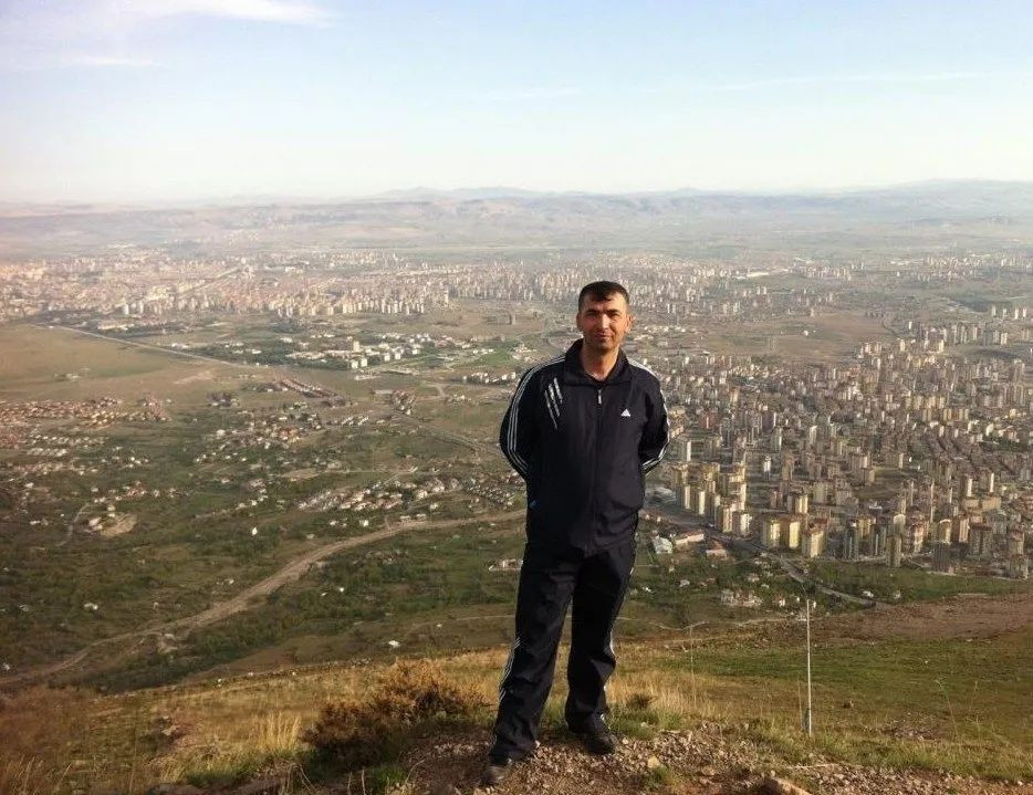 C-130 faciası yüreklerimizi yaktı! Kimi baba olacaktı, kimi evlenmeye hazırlanıyordu... Gürcistan'da düşen Türk askeri uçağındaki şehitlerimizin listesi... - Sayfa 14