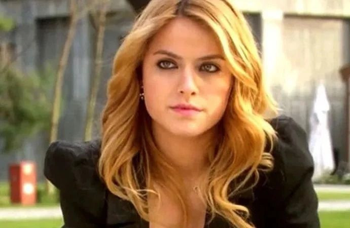 Ceyda Ateş'in ağrıları çekilmez hale geldi! "Ameliyat olmak istemiyorum" diyerek paylaştı - Sayfa 4