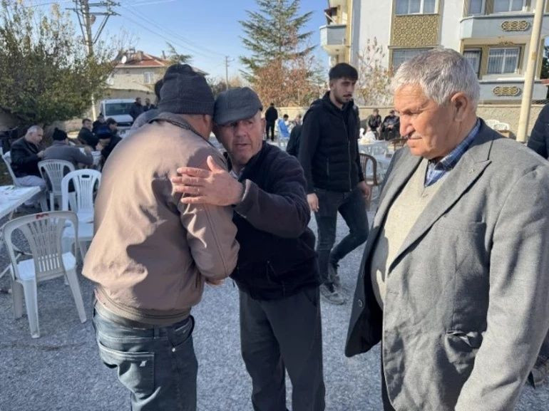 Gurbetçi aileyi hayattan koparan facia... Acılı dede bilinmeyenleri anlattı: Evi sıfırdan yaptılar, hiç yatamadan gittiler! - Sayfa 3