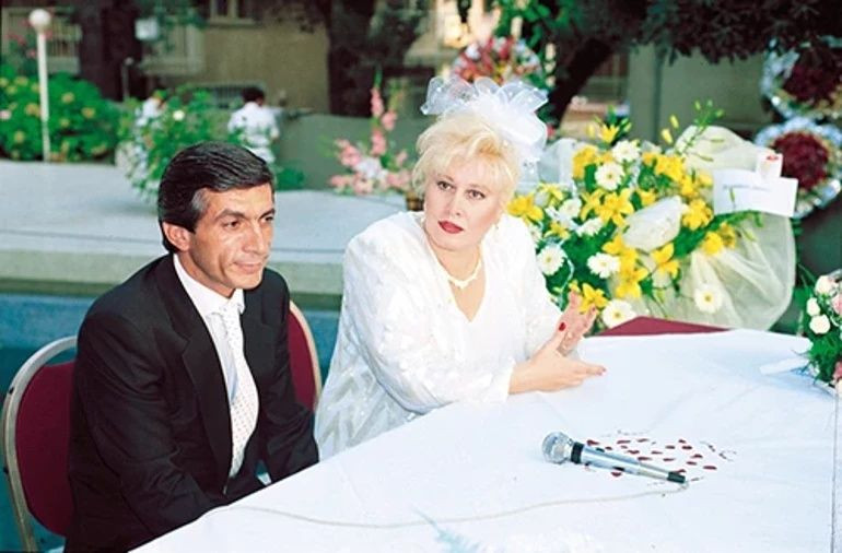 Muazzez Abacı’ya hüzünlü veda: AKM’de gözyaşları sel oldu! Torununun duygusal sözleri töreni sarstı: Bana her akşam meyve tabağı yapar, çorap giymemi söylerdi! - Sayfa 5