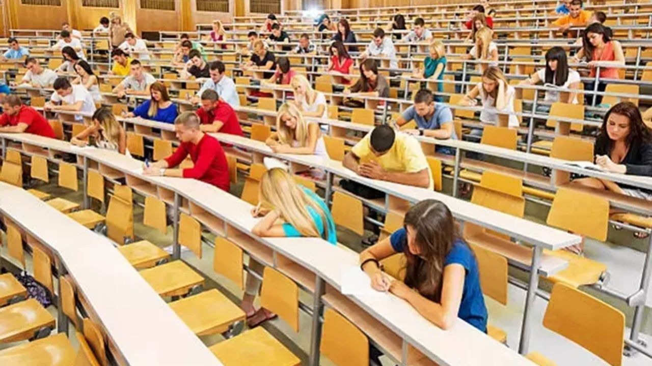 Üniversitelerde devrim gibi değişiklik! 2026'da devreye giriyor! Başarılı öğrenciler 3 yılda lisans tamamlayabilecek - Sayfa 5