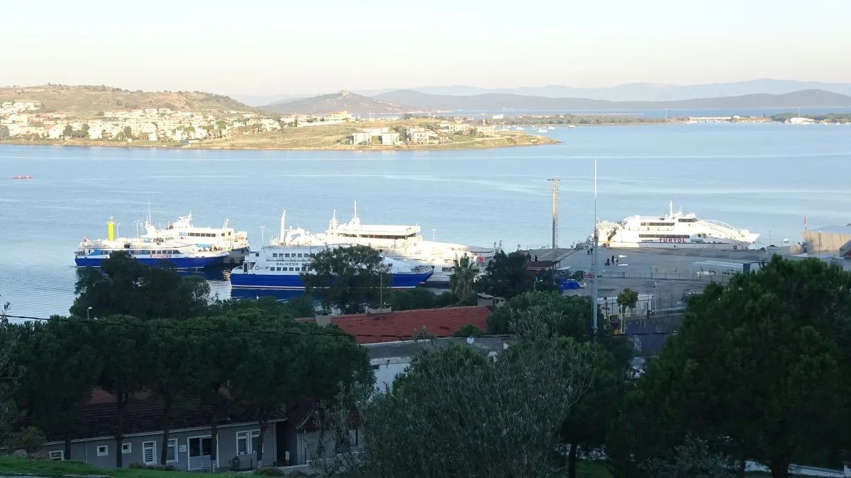 Midilli’de Türk turist çifte şok: Sigara yüzünde nezarette soğukta bırakıldılar, yemek verilmedi! - Sayfa 7