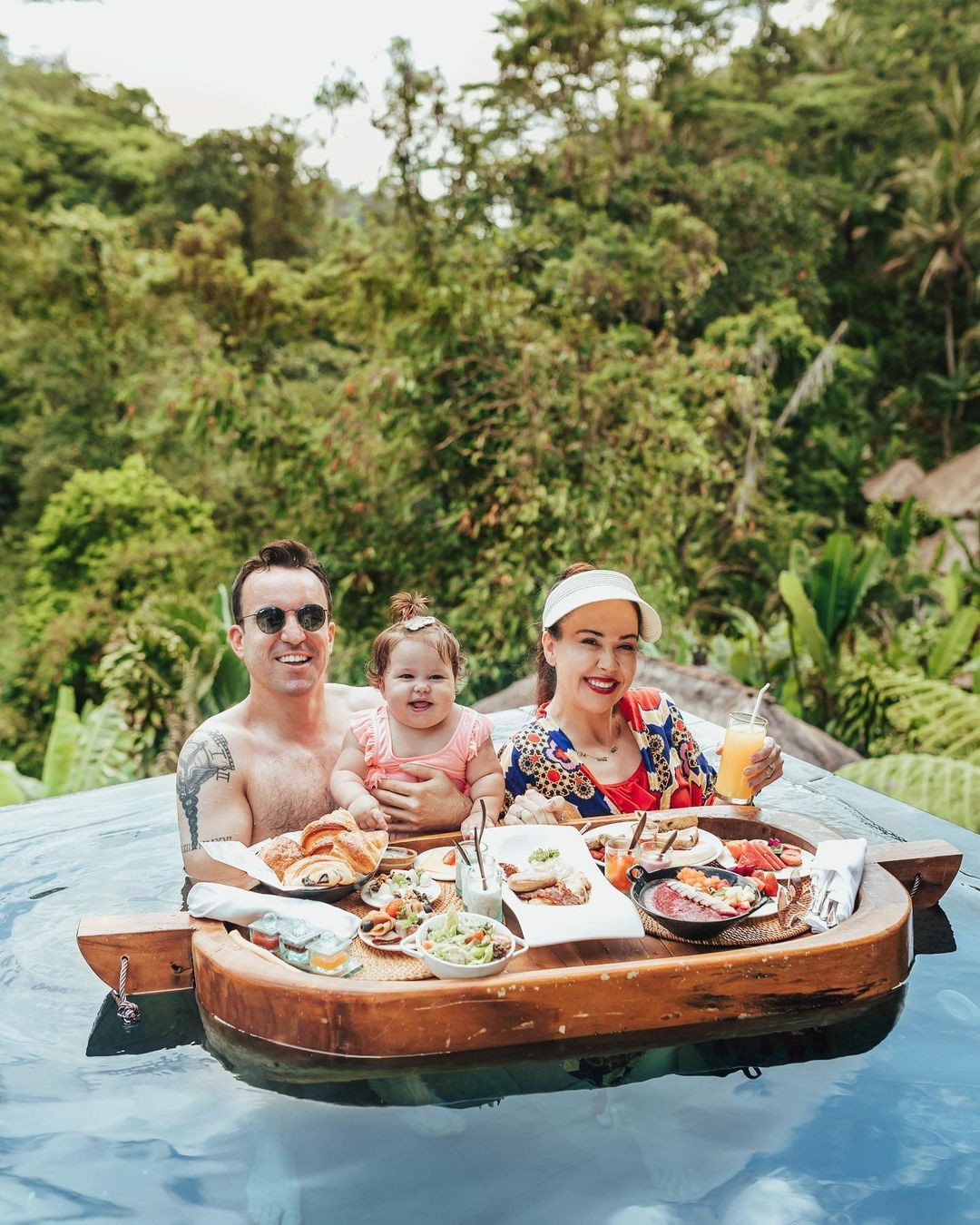 Kara para aklamakla suçlanıyorlar! Sosyal medya fenomeni Özlem Altınok Öz ve Tayyar Öz ilk kez hakim karşısına çıktı! - Sayfa 2