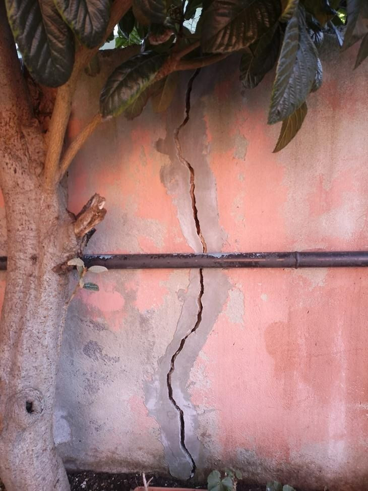 Beykoz'da korkunç görüntü İki binada aniden çatlaklar oluştu! Mahalle tahliye edildi - Sayfa 4