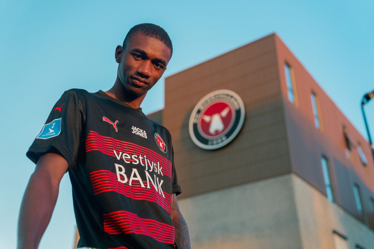 Galatasaray'ın sır gibi sakladığı yeni transferi ortaya çıktı! İşte Cimbom'un yeni orta sahası - Sayfa 4