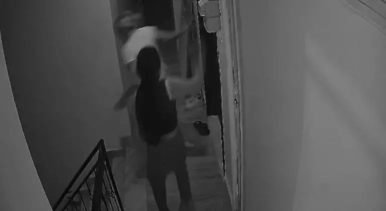 Güllü’nün ölümünde kritik isim Bircan Dülger konuştu: O gün ikna etmeseydim… Güllü bir arabayla uçurumdan atılacaktı! Tuğyan cenazede 'Ben yaptım, çok pişmanım' dedi! - Sayfa 7