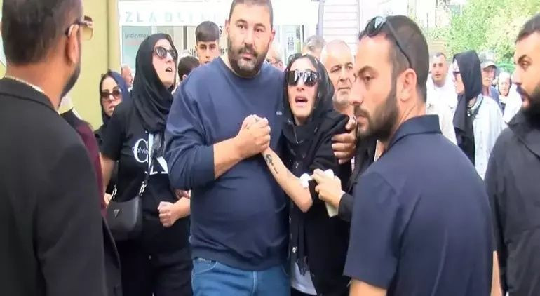 Güllü’nün ölümünde kritik isim Bircan Dülger konuştu: O gün ikna etmeseydim… Güllü bir arabayla uçurumdan atılacaktı! Tuğyan cenazede 'Ben yaptım, çok pişmanım' dedi! - Sayfa 10