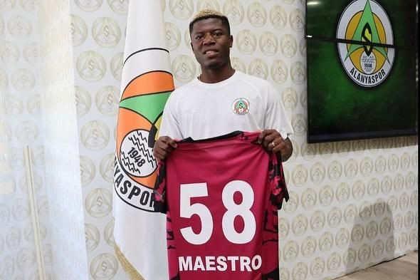 Aman Galatasaray duymasın! Fenerbahçe Süper Lig'in genç yıldızını rakibinin elinden söküp alıyor - Sayfa 5